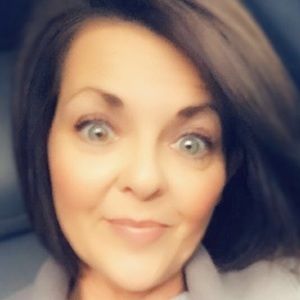 Meet your Posher, Debbi